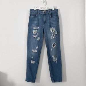 Distressed Boyfriend Jeans